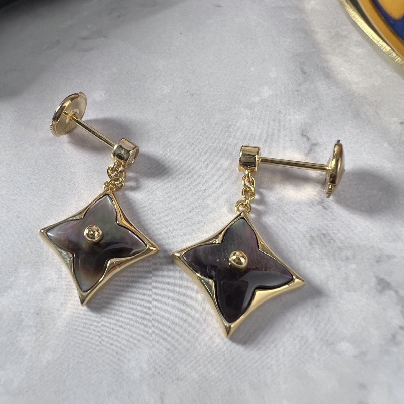 Ba*len*cia*ga earrings